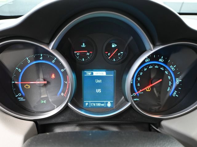 Used 2015 Chevrolet Cruze LS FWD image 25