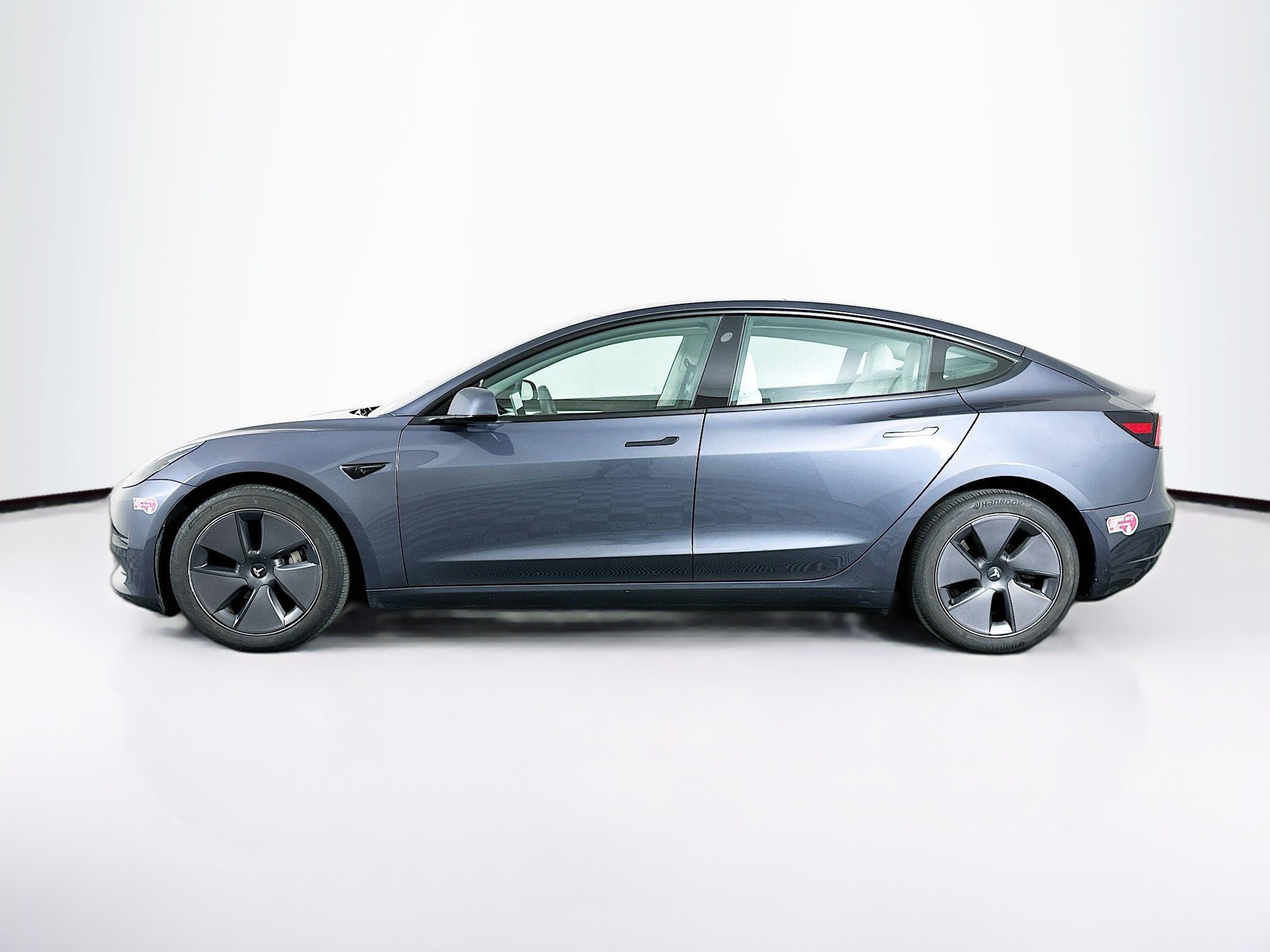 Used 2023 Tesla Model 3 Standard Range RWD image 4