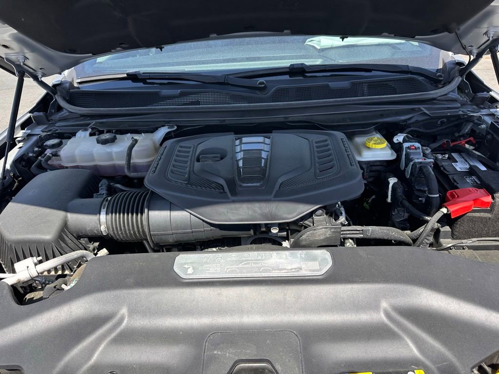 Used 2024 Jeep Wagoneer L 4WD image 39