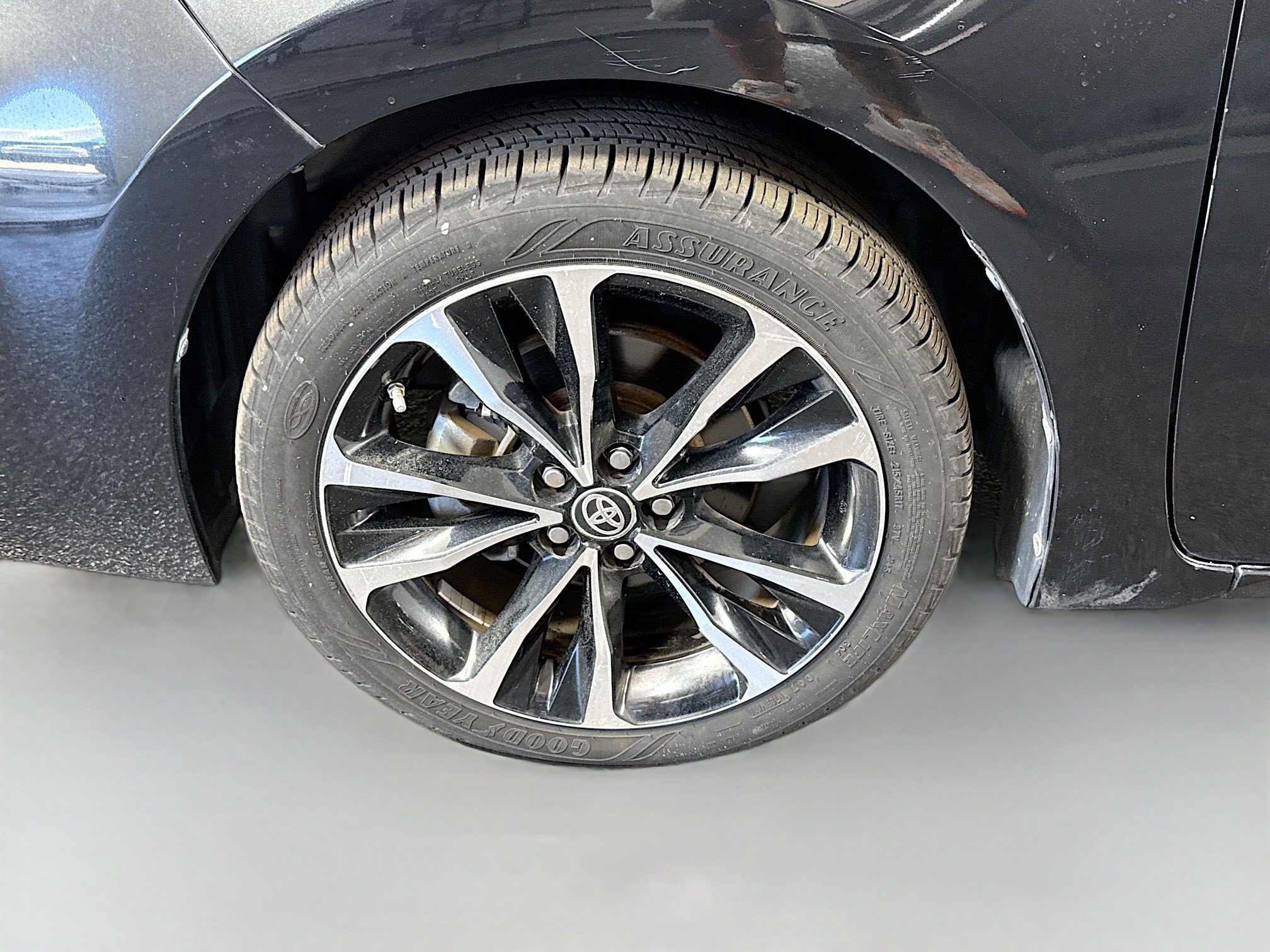 Used 2018 Toyota Corolla SE FWD image 37