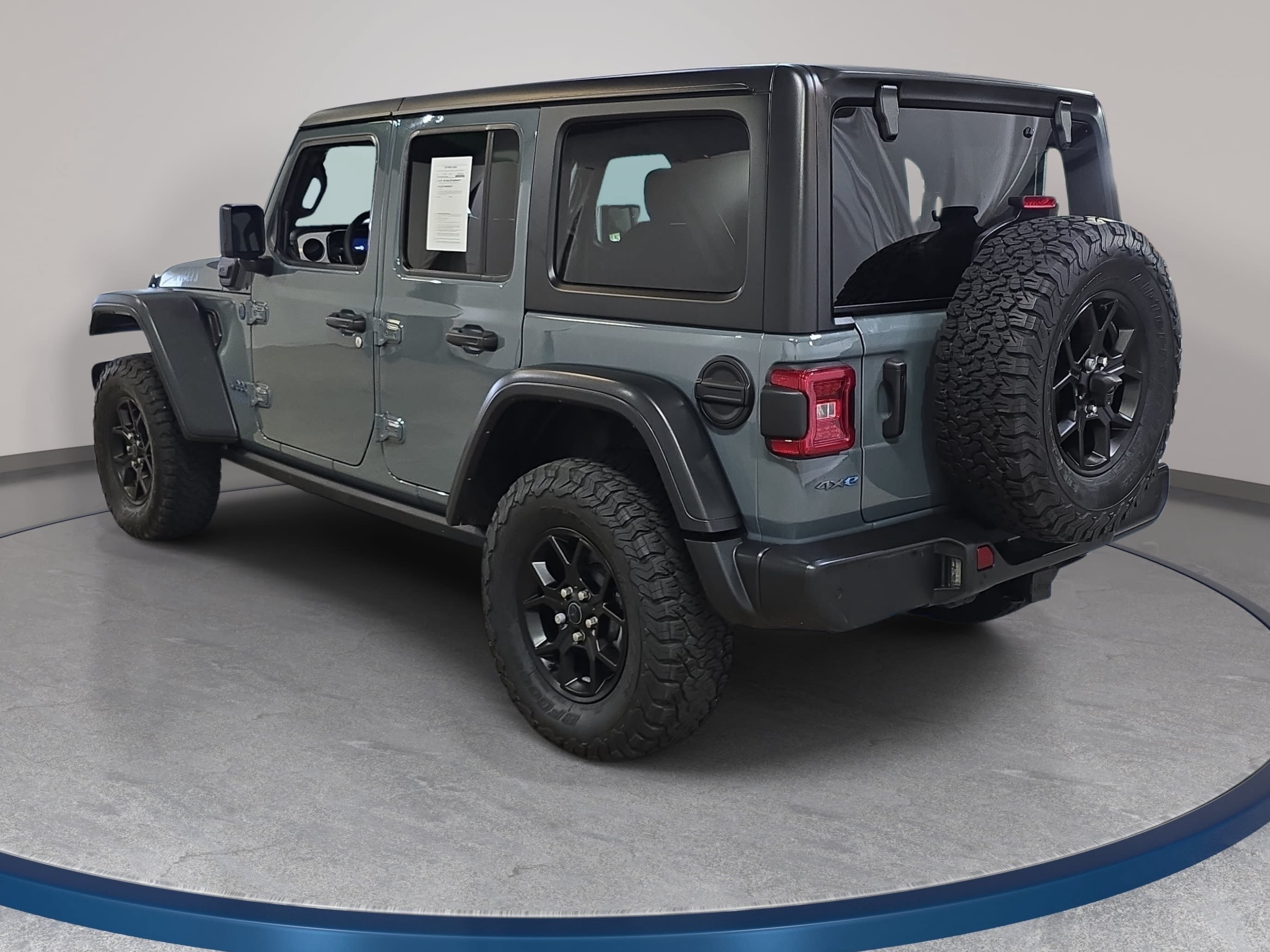Used 2024 Jeep Wrangler Unlimited AWD/4WD image 8