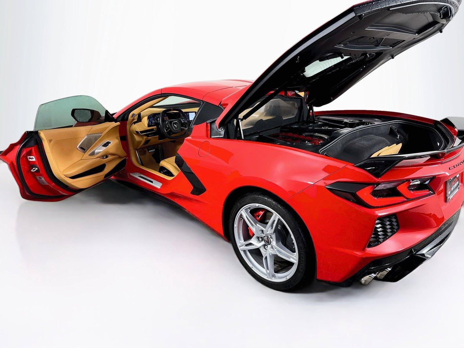 Used 2020 Chevrolet Corvette Stingray Premium Cpe w/ 3LT Preferred Equipment Group RWD image 37