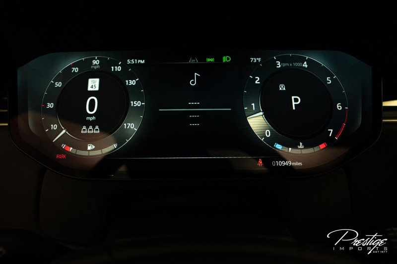 Used 2025 Land Rover Range Rover SE image 52