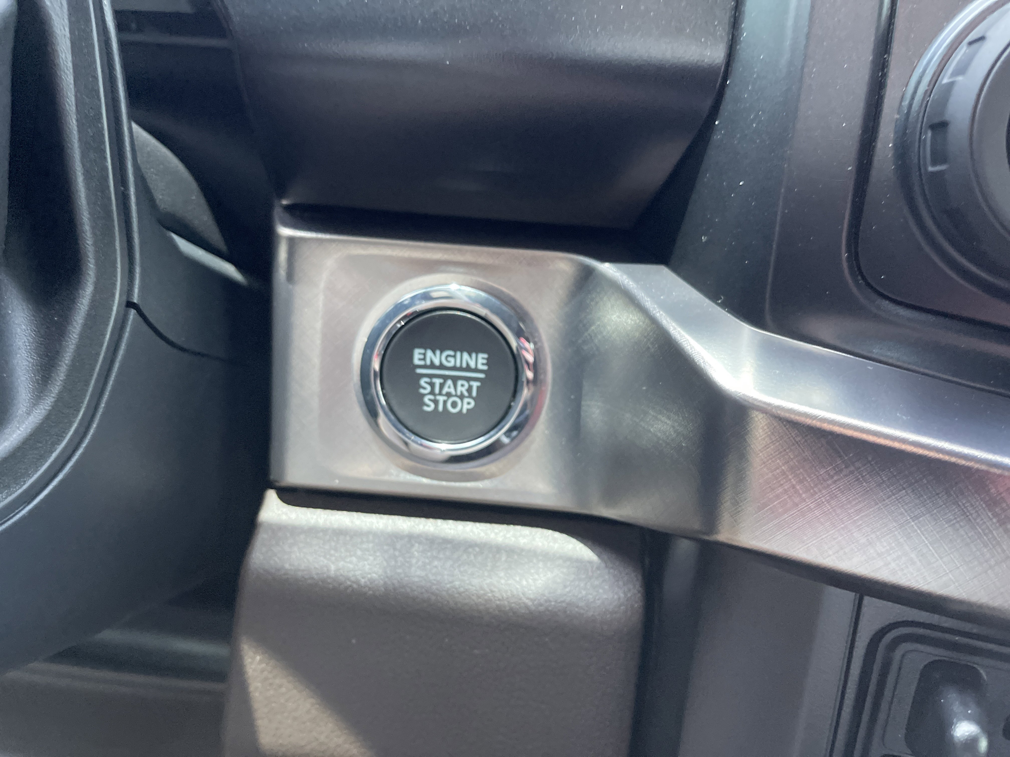 Used 2024 Ford F250 King Ranch w/ Chrome Package AWD/4WD image 30