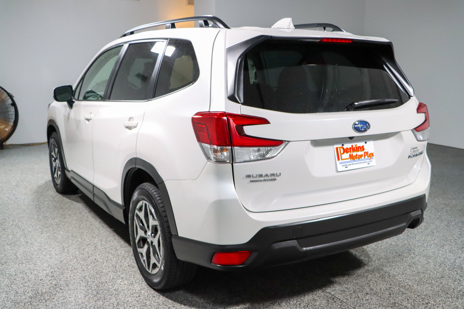 Used 2022 Subaru Forester Premium AWD/4WD image 9