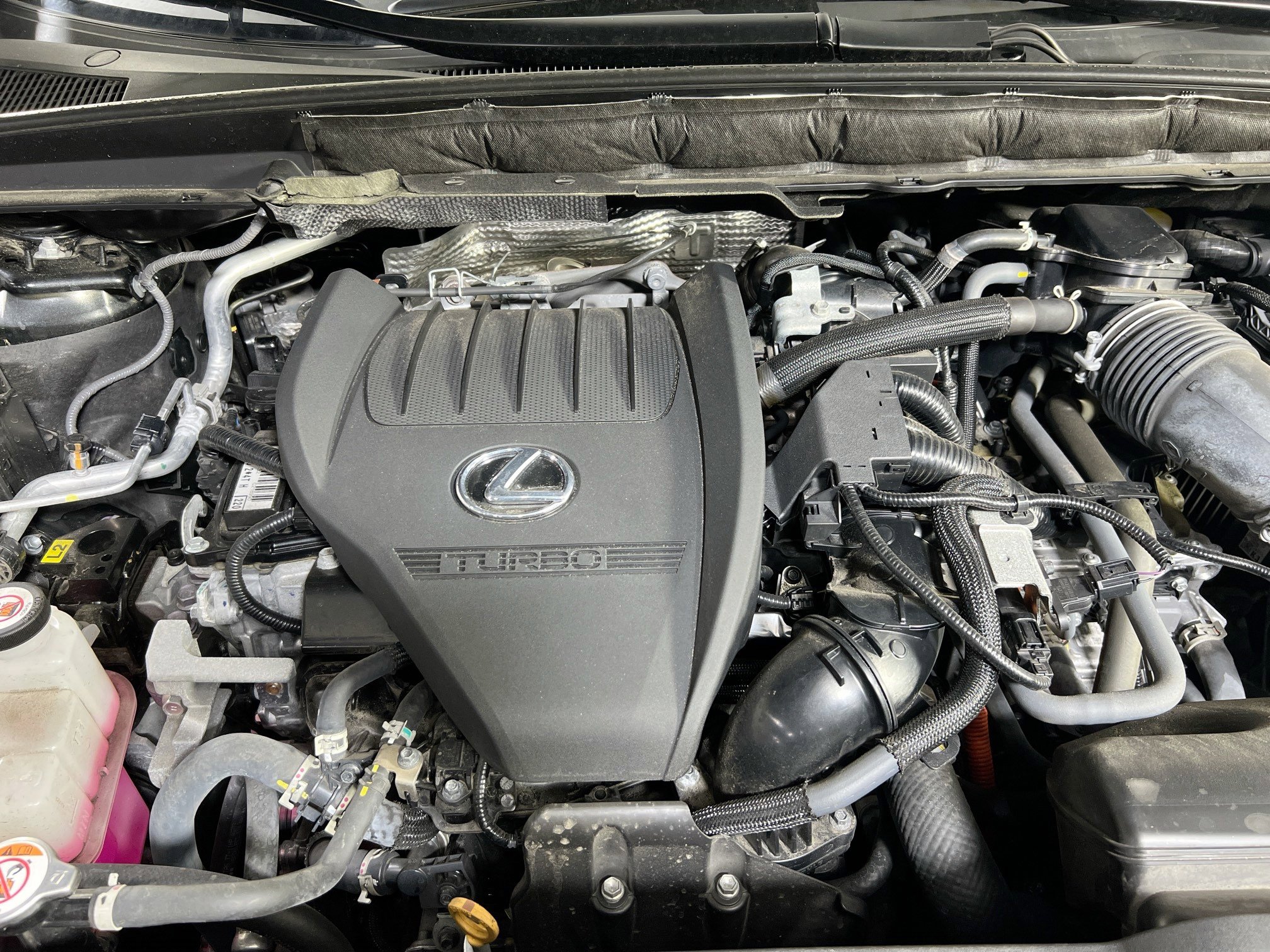 Used 2024 Lexus RX 500h F Sport w/ Convenience Package image 31