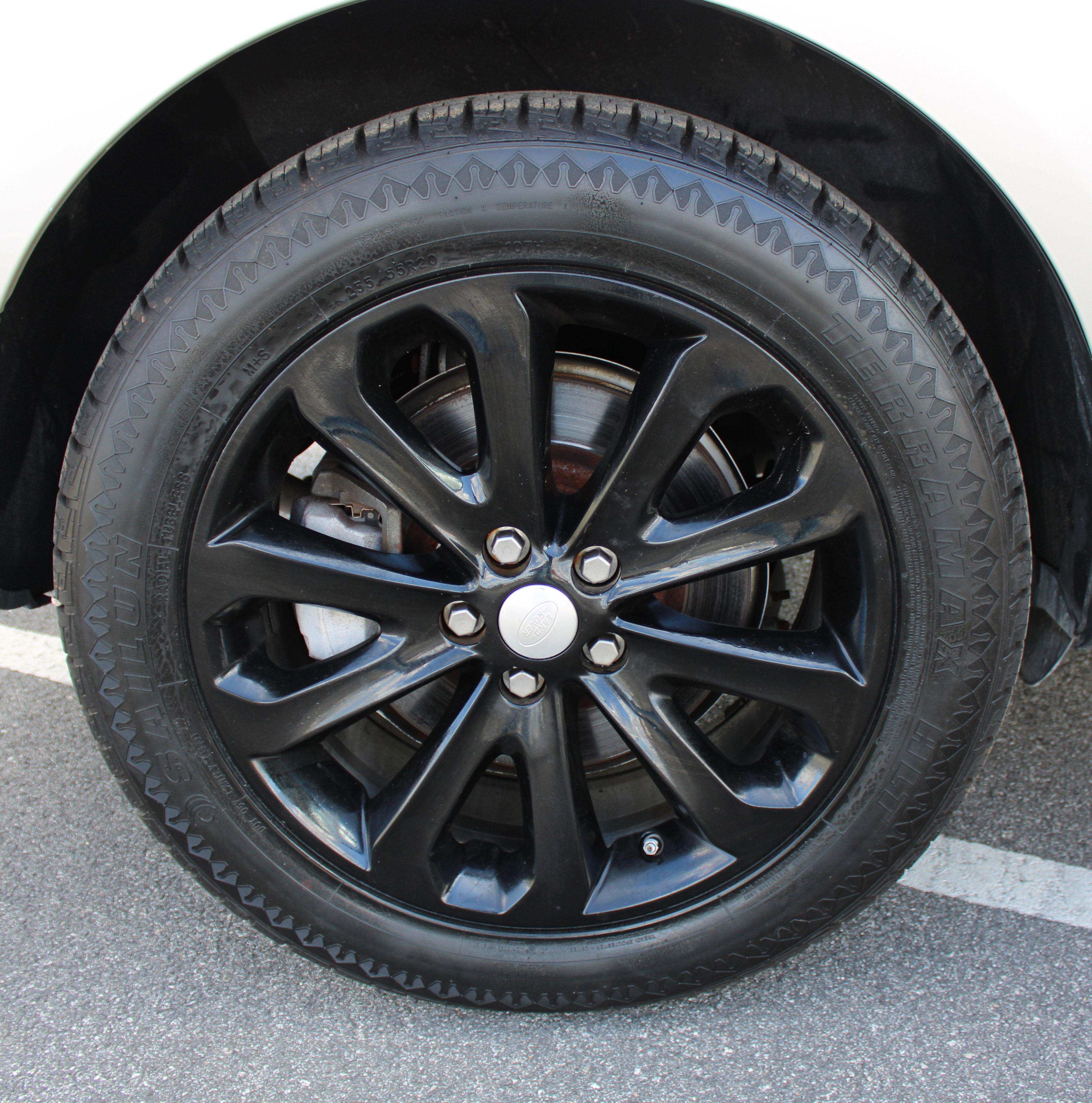 Used 2014 Land Rover Range Rover HSE image 19