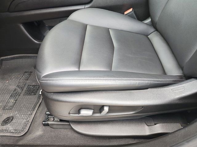 Used 2023 Cadillac XT5 Luxury image 25