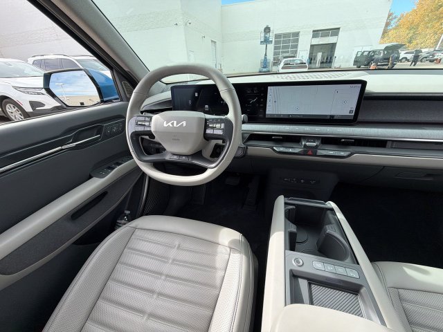 Certified 2024 Kia EV9 Land AWD/4WD image 19