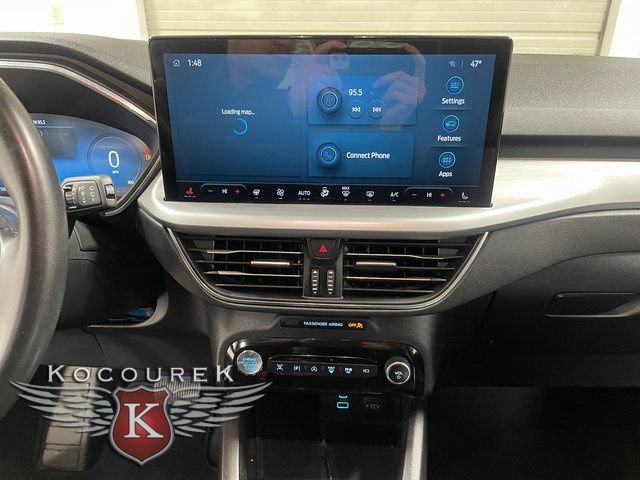 Used 2023 Ford Escape Platinum image 16