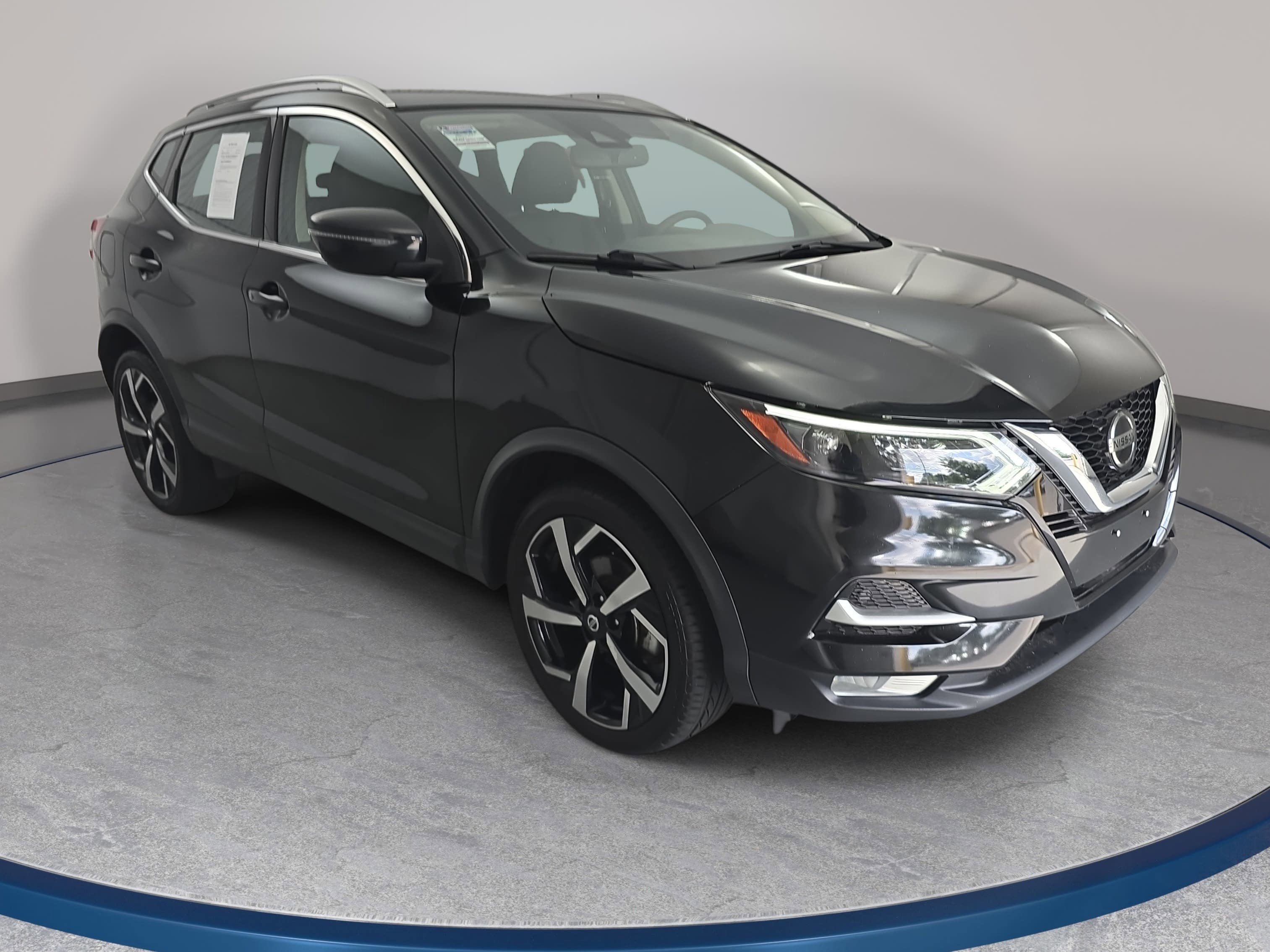 Certified 2022 Nissan Rogue Sport SL w/ Premium Package AWD/4WD image 3