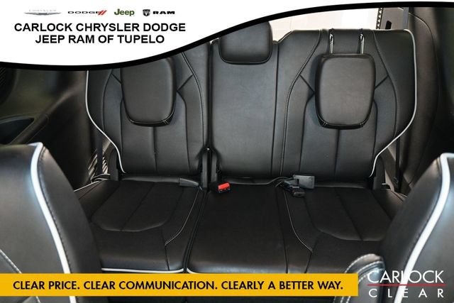 Used 2026 Chrysler Pacifica Limited FWD image 28