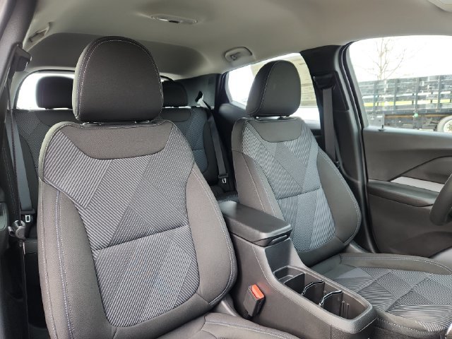 New 2027 Chevrolet Bolt LT w/ Comfort Package FWD image 14