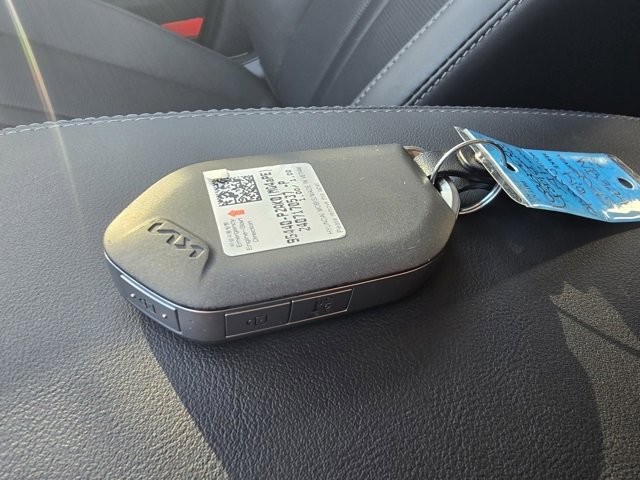 Used 2025 Kia Sorento S image 28