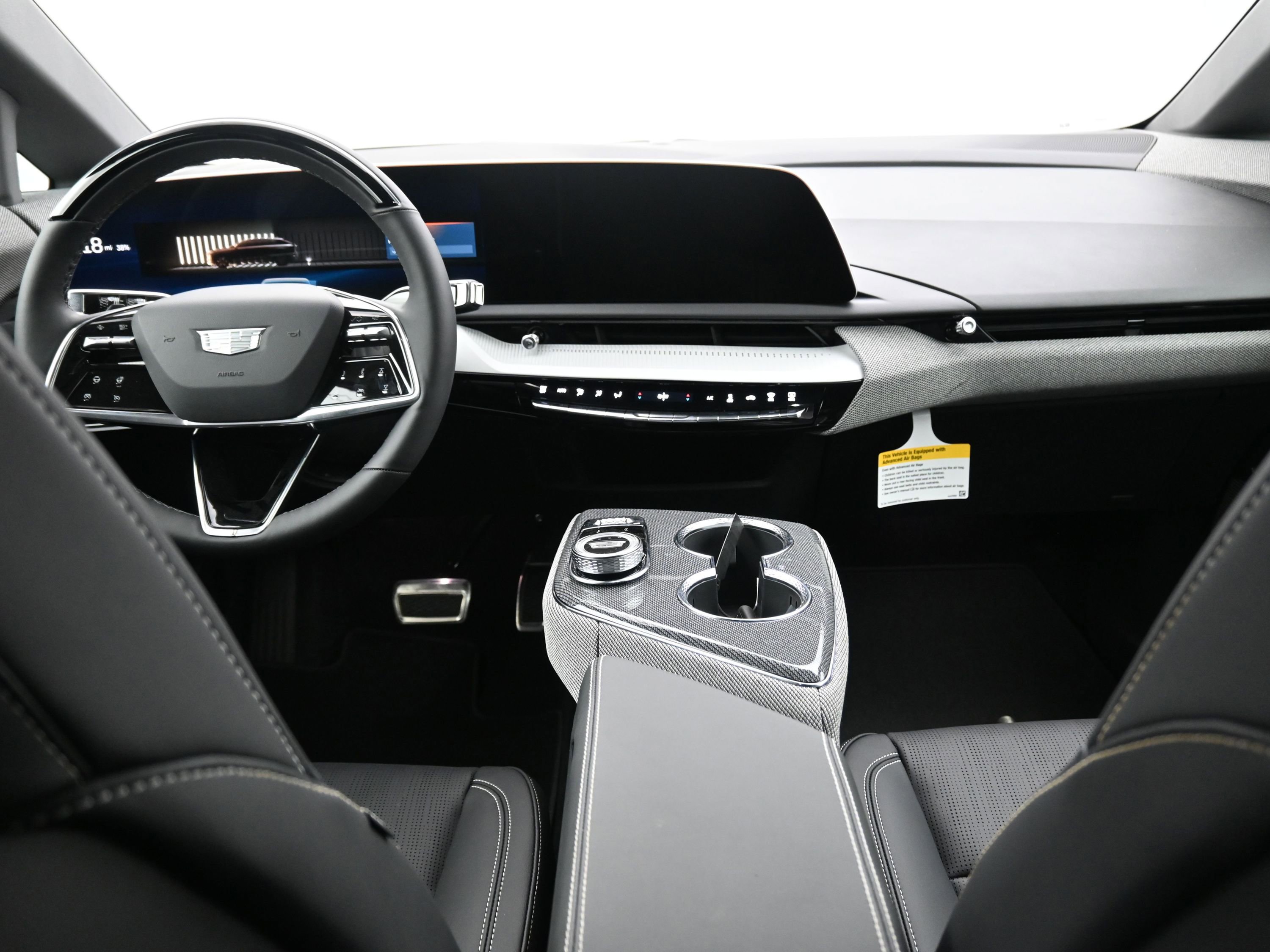 New 2025 Cadillac Optiq Luxury 2 w/ LPO, Floor Liner Package image 9