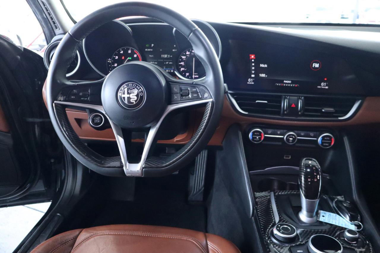 Used 2017 Alfa Romeo Giulia RWD image 17