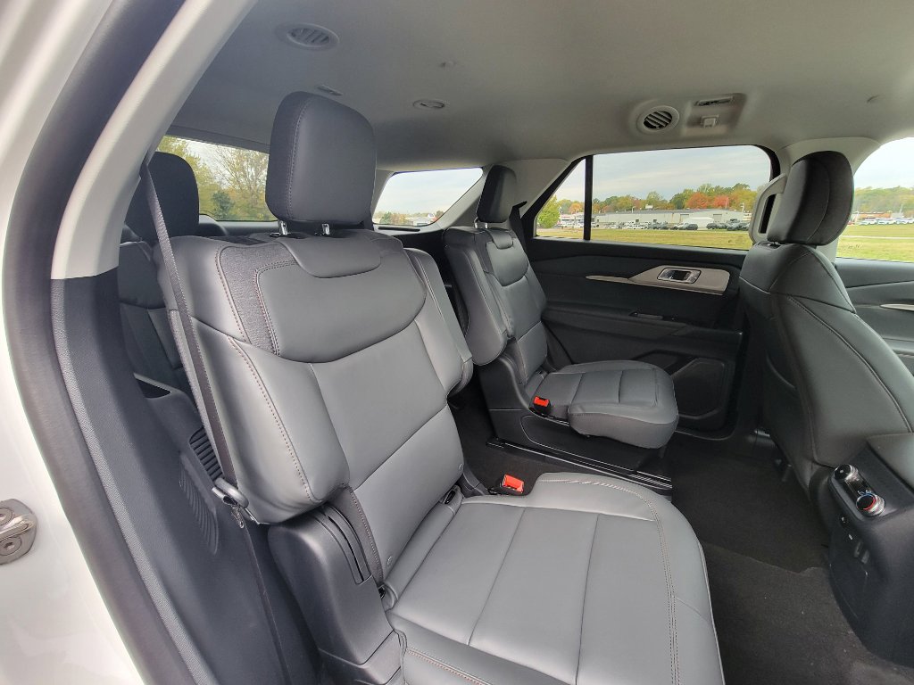 New 2026 Ford Explorer Active image 39