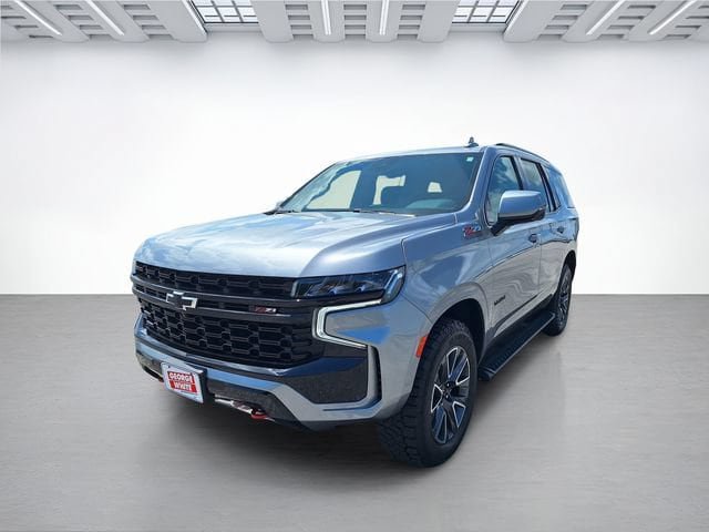 Used 2023 Chevrolet Tahoe Z71 w/ Luxury Package AWD/4WD image 8
