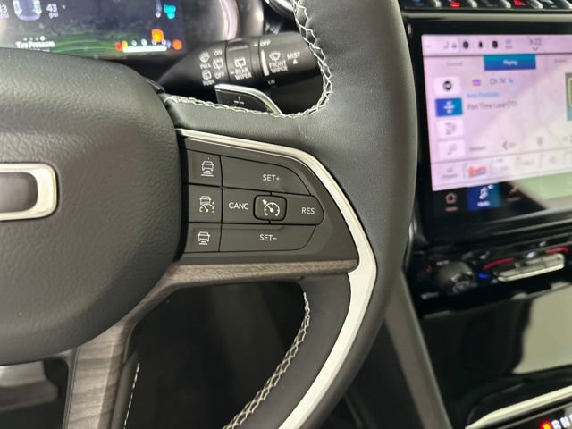 Used 2024 Jeep Grand Cherokee Limited 4xe image 16