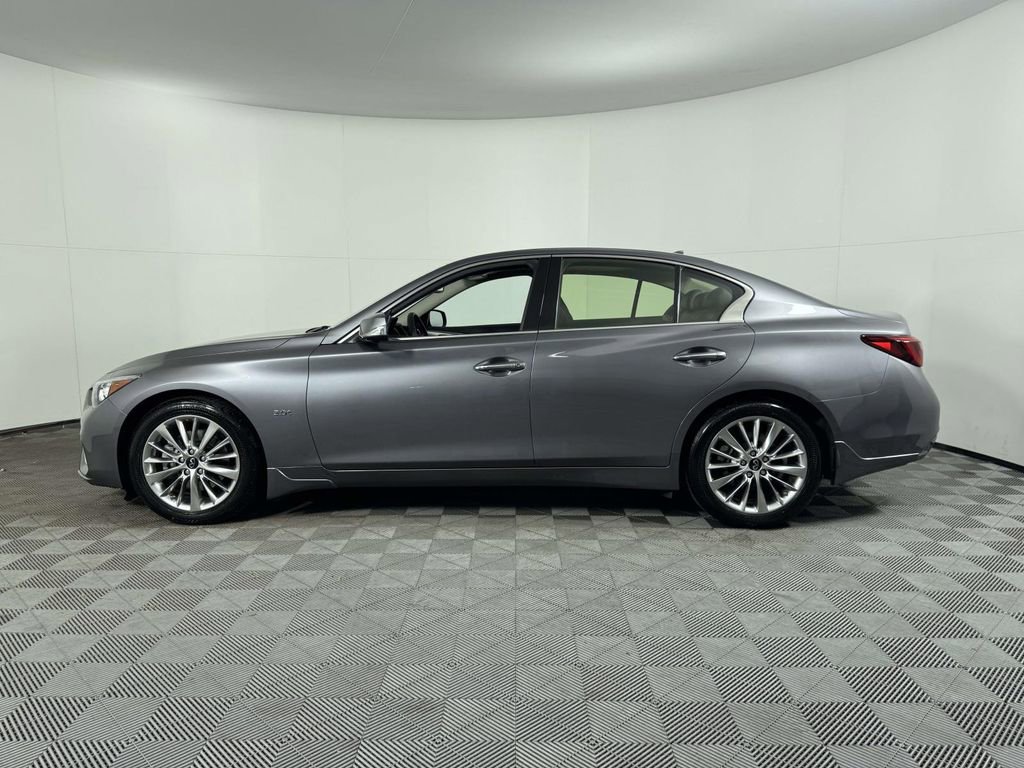 Used 2020 INFINITI Q50 Luxe w/ Essential Package (3.0T Luxe) AWD/4WD image 11