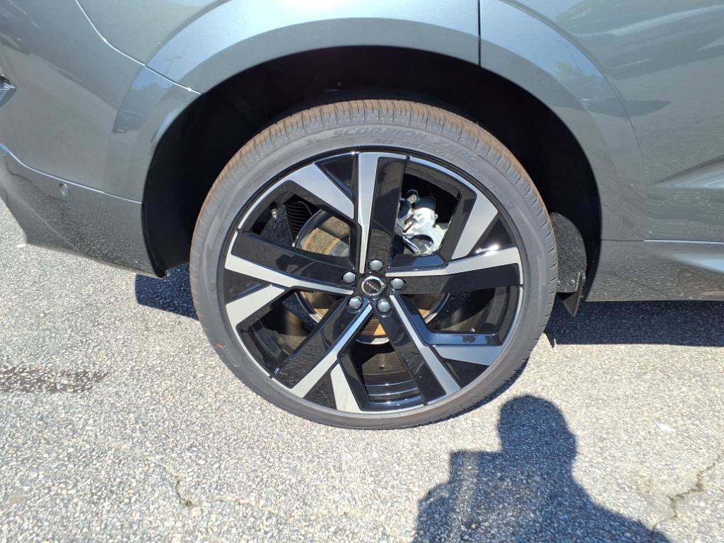 New 2026 Volvo XC60 T8 Ultra image 7
