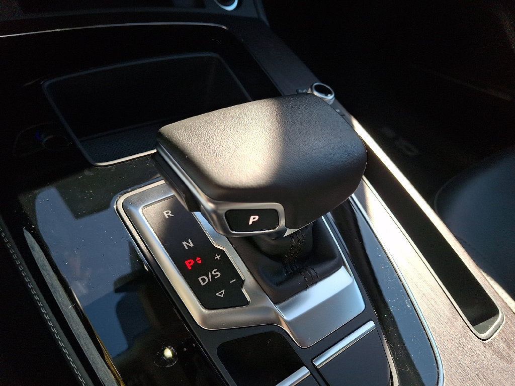 Certified 2023 Audi Q5 2.0T Premium Plus AWD/4WD image 17