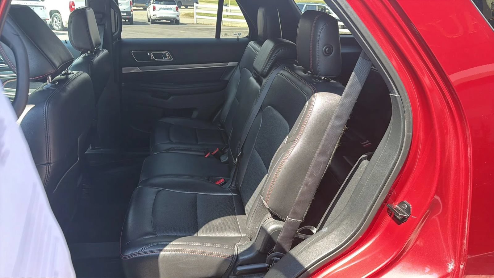 Used 2018 Ford Explorer Sport w/ Equipment Group 401A AWD/4WD image 16