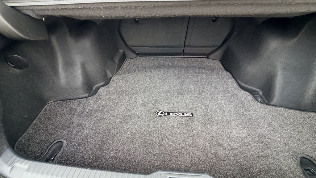 Used 2024 Lexus IS 300 w/ Comfort Package RWD image 31