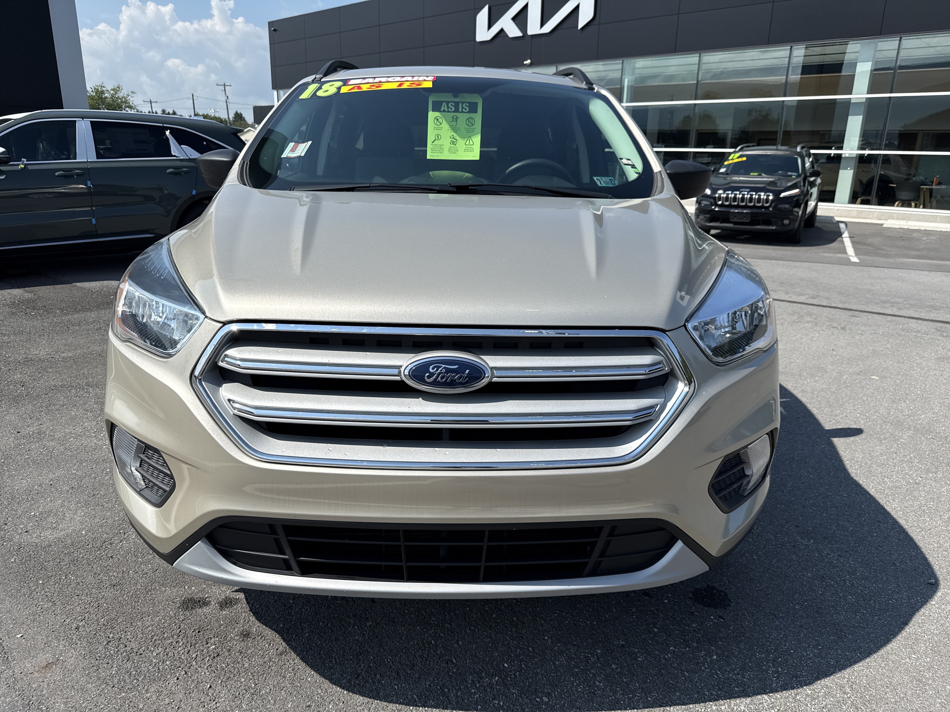 Used 2018 Ford Escape SE AWD/4WD image 10