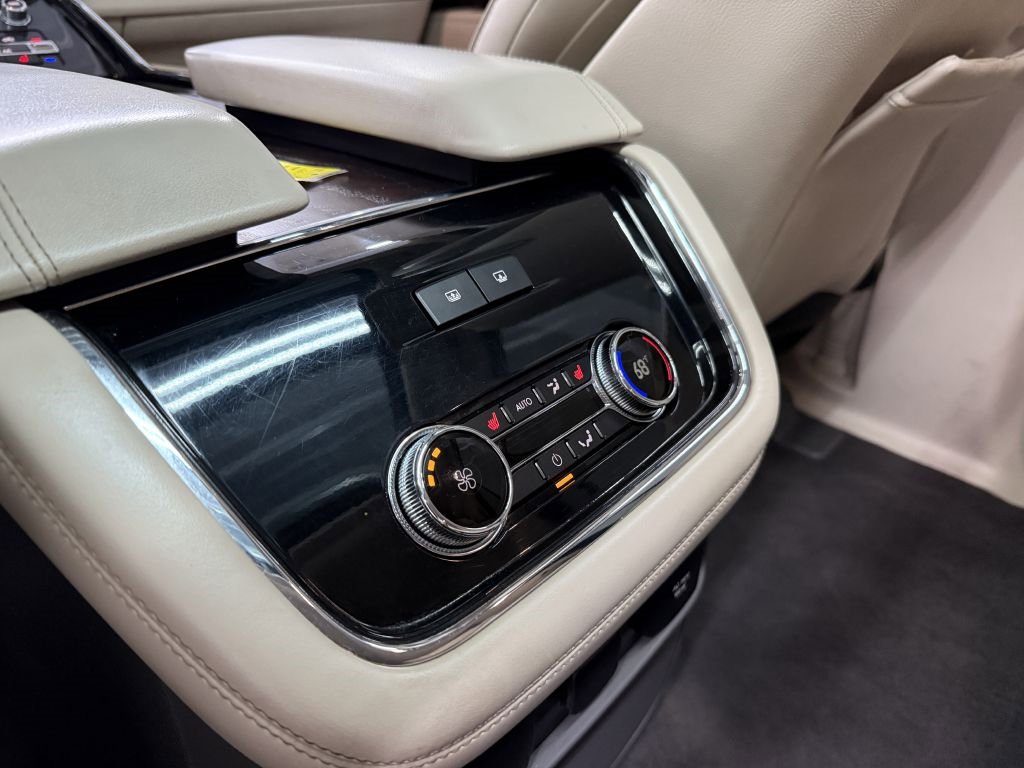 Used 2018 Lincoln Navigator L Reserve w/ Technology Package image 28