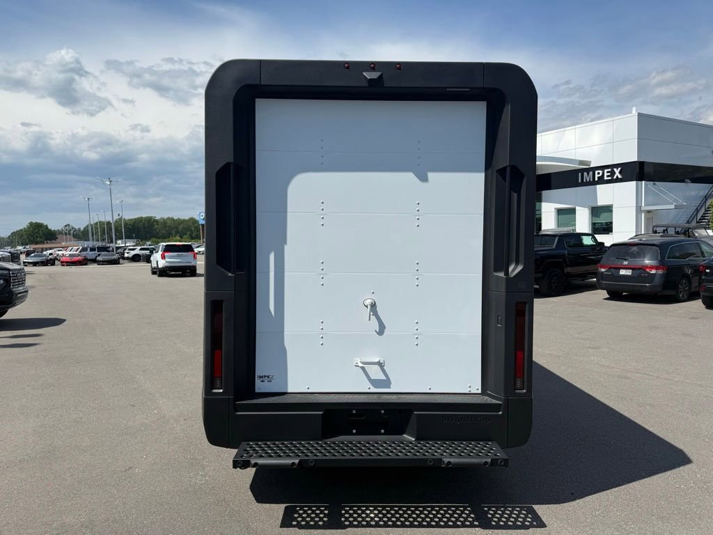 Used 2024 Chevrolet Brightdrop 600 w/ Commercial Equipment Package AWD/4WD image 7