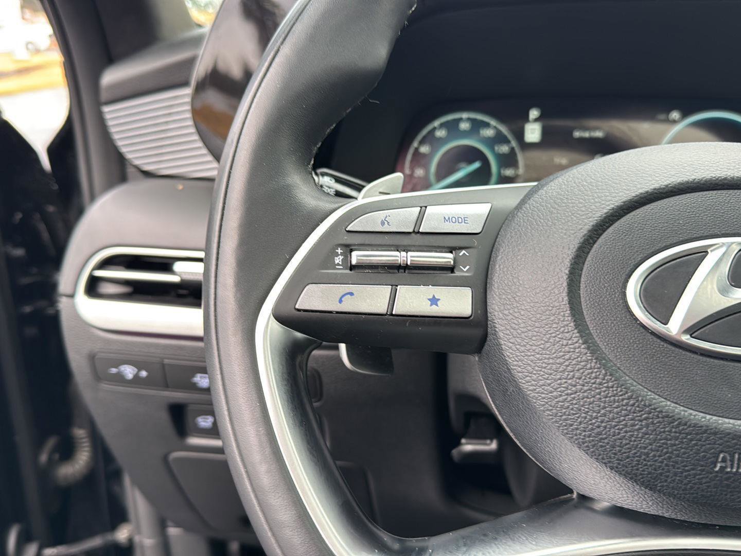 Used 2024 Hyundai Palisade Calligraphy image 18