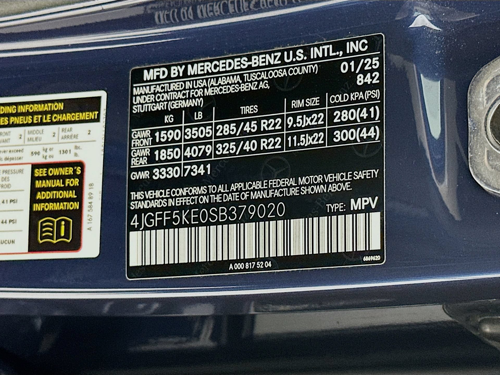Used 2025 Mercedes-Benz GLS 450 4MATIC image 35