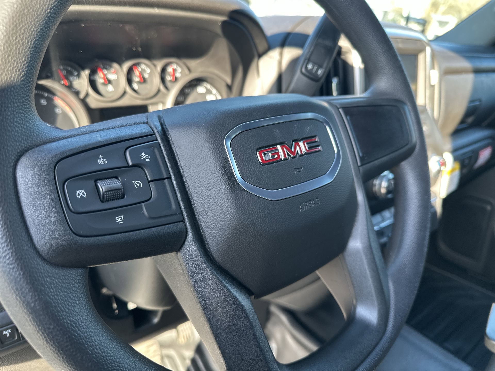 New 2026 GMC Sierra 3500 Pro w/ Convenience Package image 14