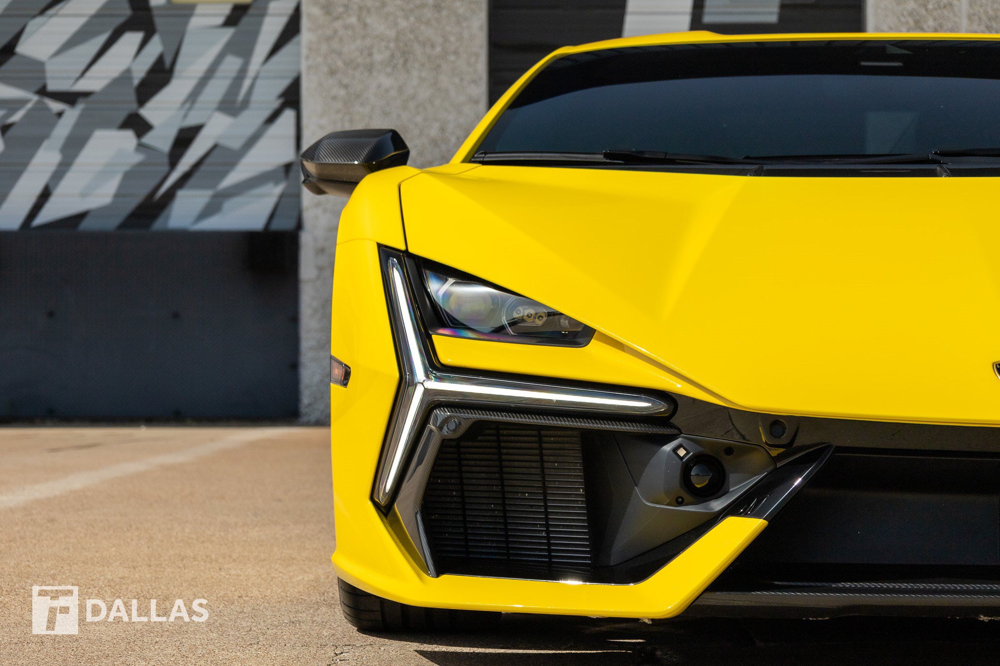 Used 2024 Lamborghini Revuelto AWD/4WD image 4