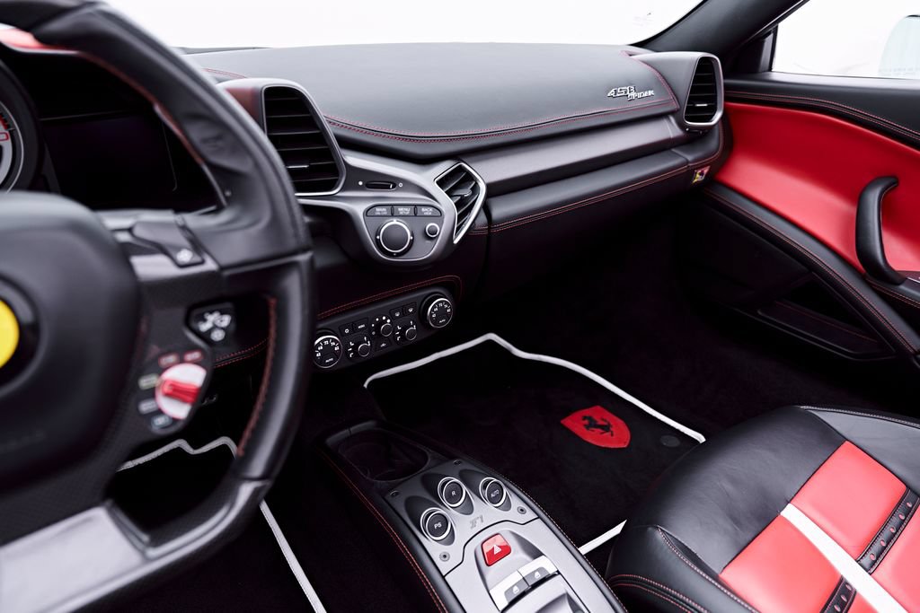 Used 2014 Ferrari 458 Spider RWD image 80