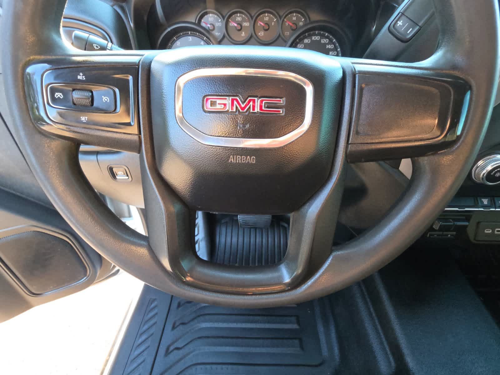 Used 2021 GMC Sierra 2500 4x4 Crew Cab w/ Convenience Package image 23