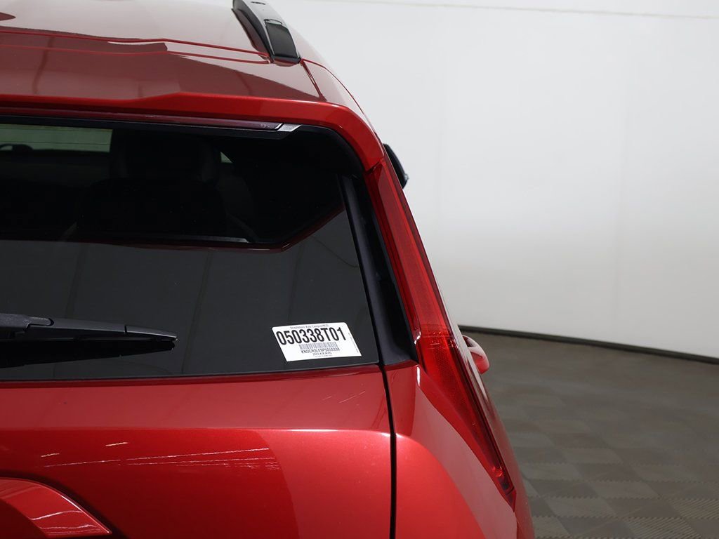 Used 2023 Kia Niro EX image 16