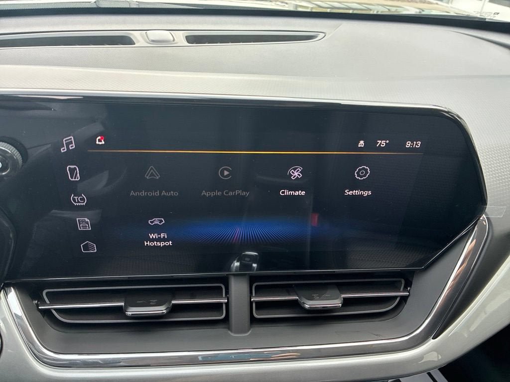 New 2026 Chevrolet Trax LT w/ LT Convenience Package FWD image 4