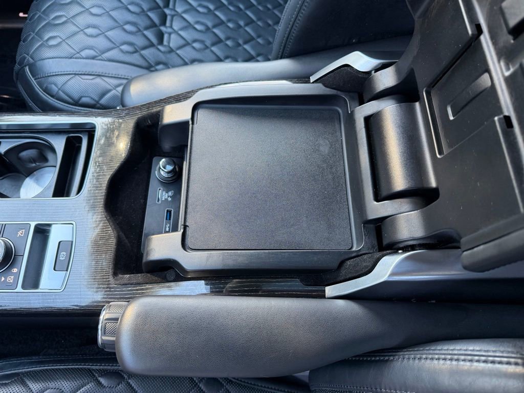 Used 2021 Land Rover Range Rover SV Autobiography Dynamic image 26