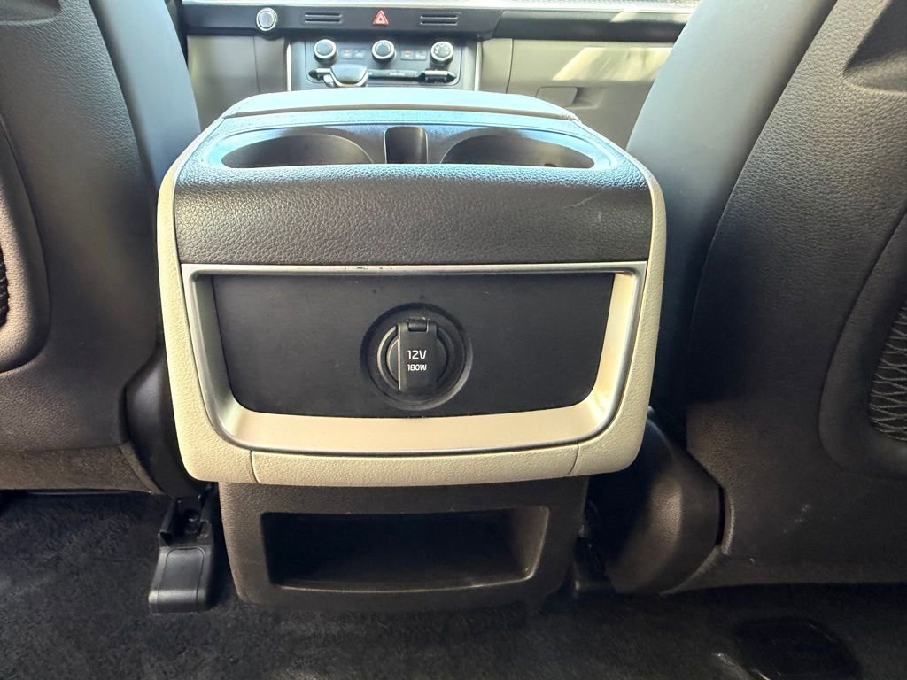 Used 2024 Kia Carnival LX image 14