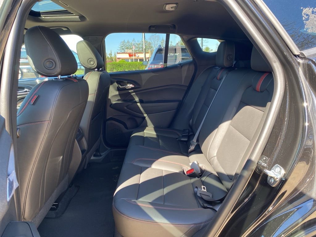 New 2026 Chevrolet Trax RS w/ Sunroof Package FWD image 13