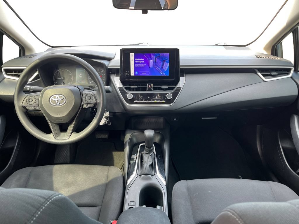 Used 2023 Toyota Corolla LE FWD image 10