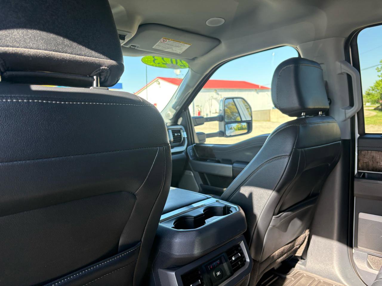 Used 2023 Ford F350 Lariat w/ Lariat Ultimate Package image 41