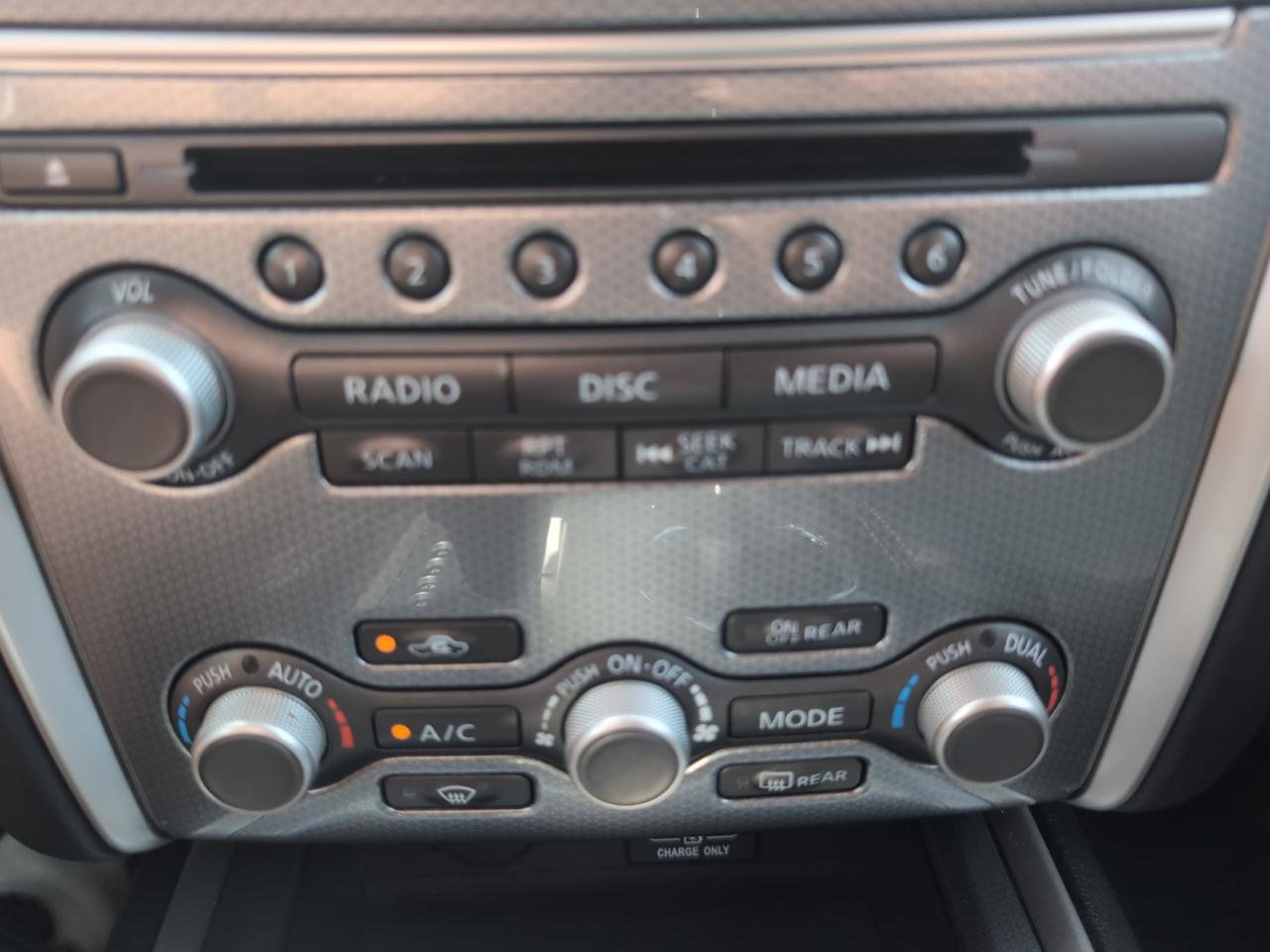 Used 2018 Nissan Pathfinder SL w/ SL Premium Package AWD/4WD image 27
