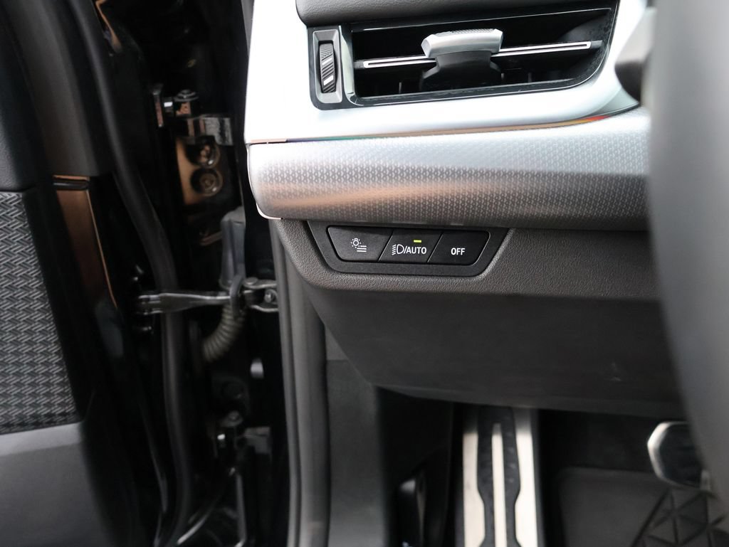 Certified 2025 BMW X1 M35i w/ Premium Package AWD/4WD image 39