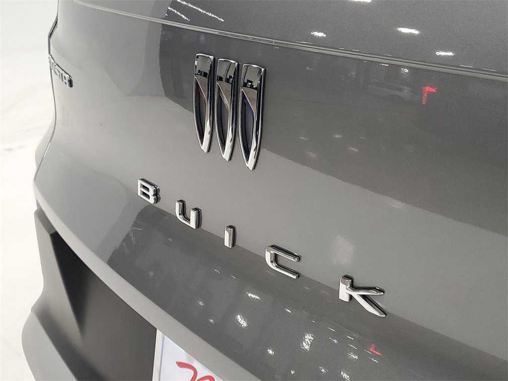 Used 2025 Buick Envista Preferred image 7
