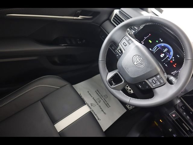 Used 2025 Toyota Camry SE w/ Convenience Package image 22