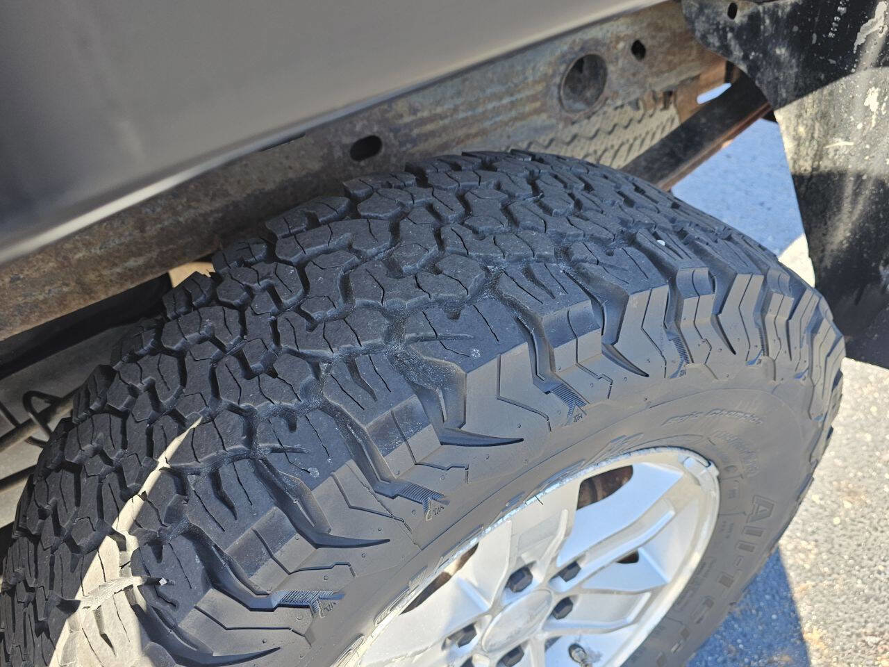 Used 2008 GMC Sierra 1500 SLT w/ SLE/SLT Trailering Package image 10