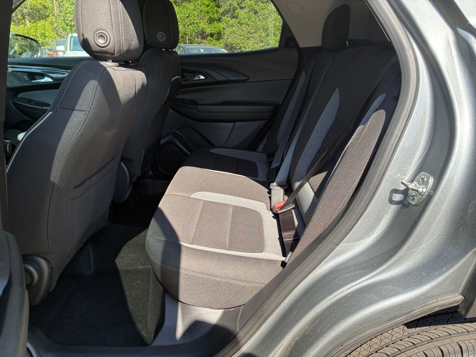 Used 2025 Chevrolet TrailBlazer LT w/ Driver Confidence Package AWD/4WD image 23